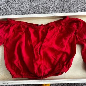 Brandy Melville crop top with baggy sleeves